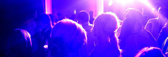 Party Lighting! led lighting washing crowd at wedding during dance